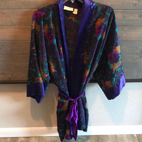 Victoria’s Secret - Picture 1 of 11